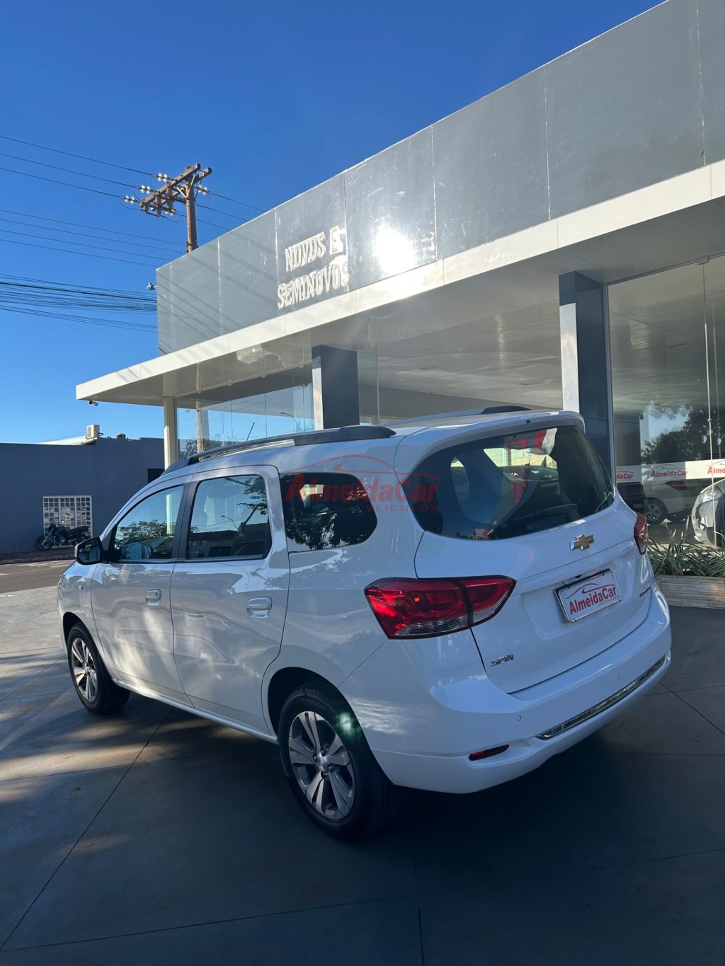Chevrolet SPIN 2023 — foto 4